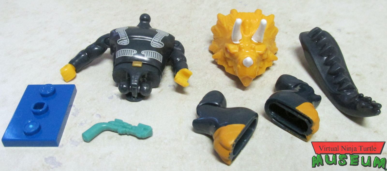 Triceraton parts