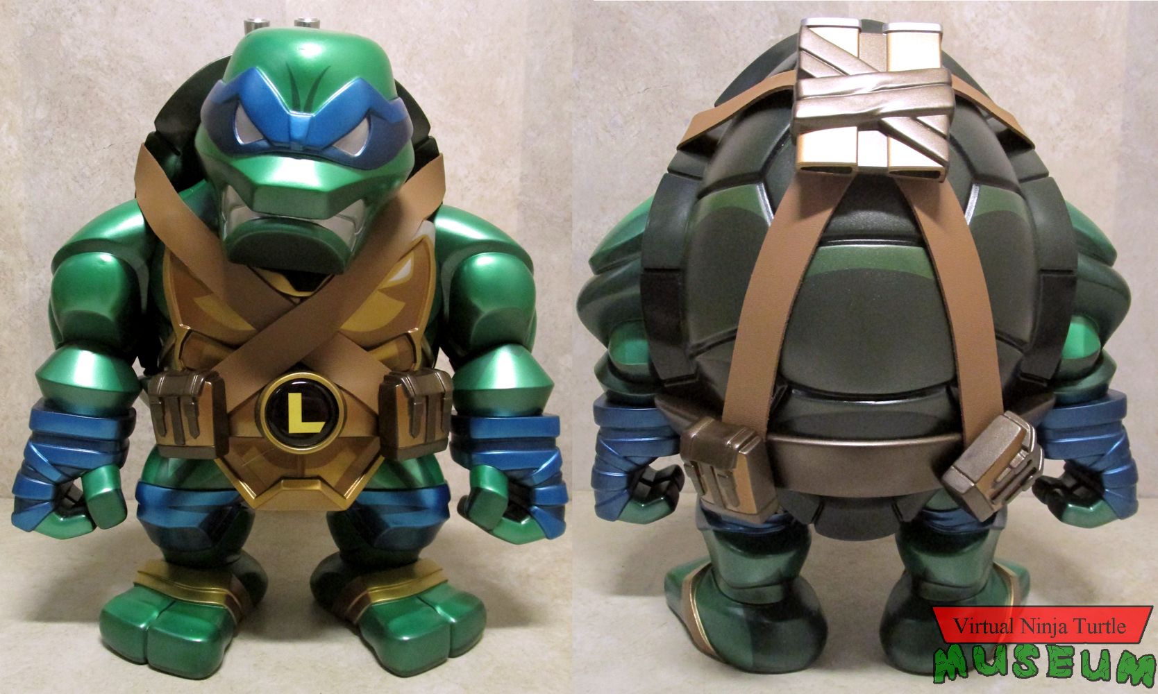 Metallic Bulkyz Leonardo front and back