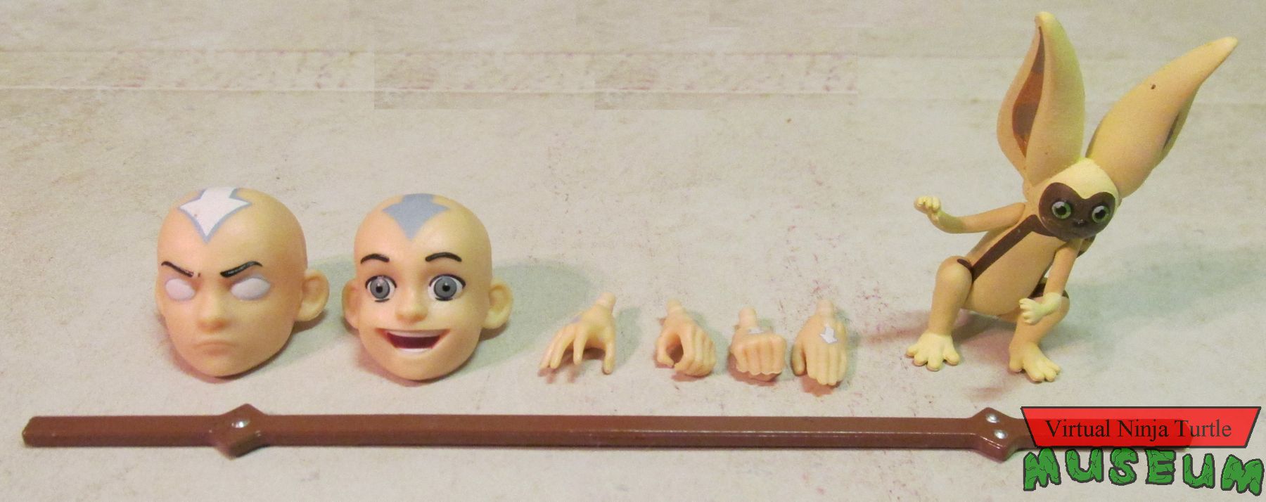 Aang's accessories