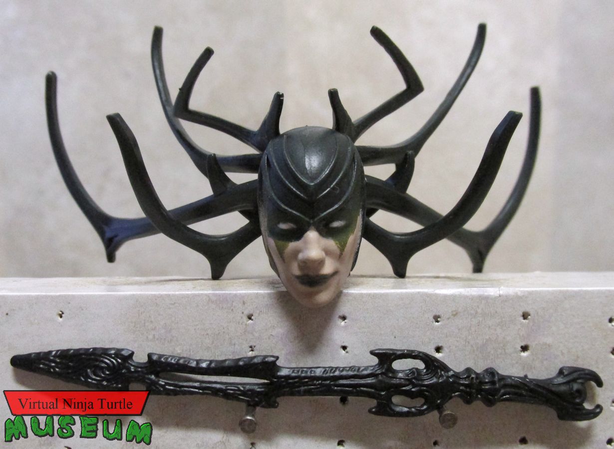 Hela accessories